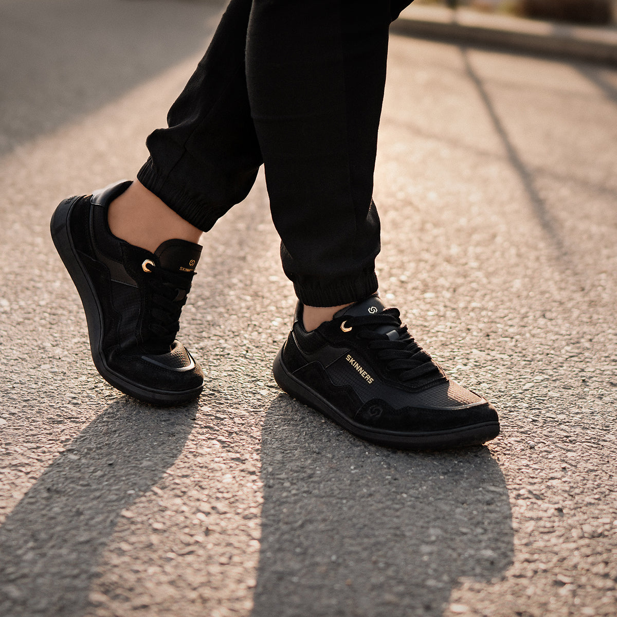 Camina – Black