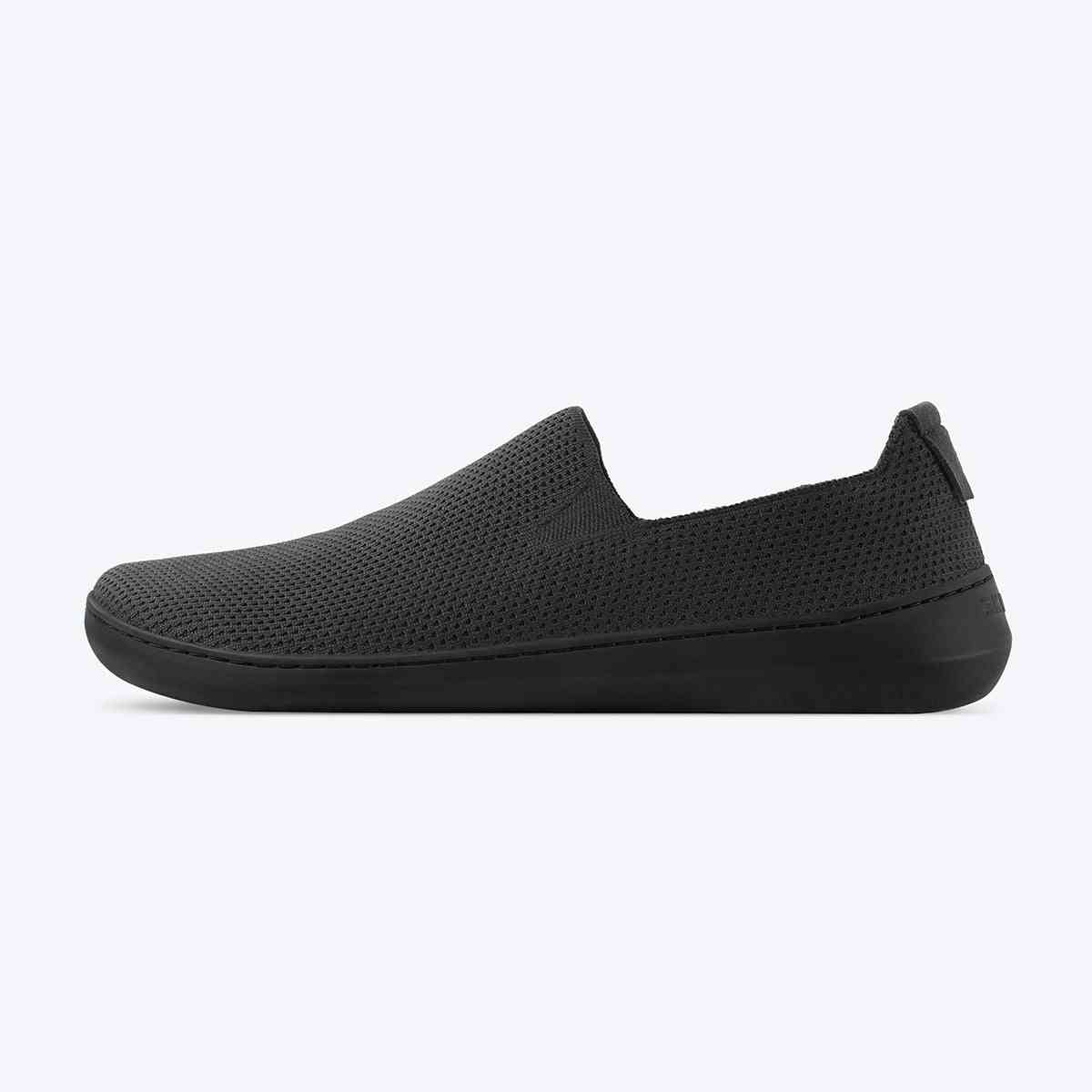 Seaker – True Black
