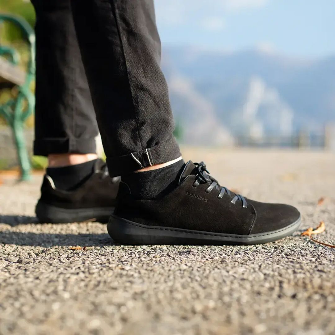 Easygoer – Black