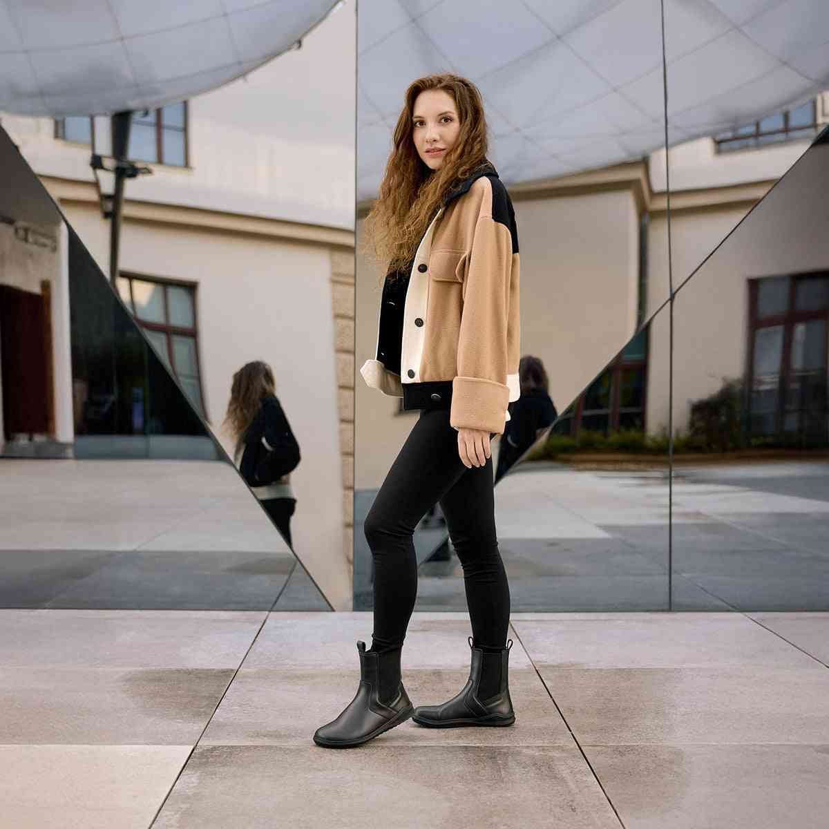 Chelsea – Ice Black