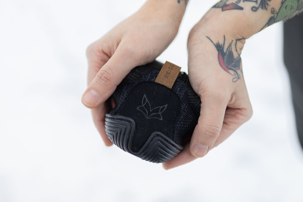 Nittugo – Black