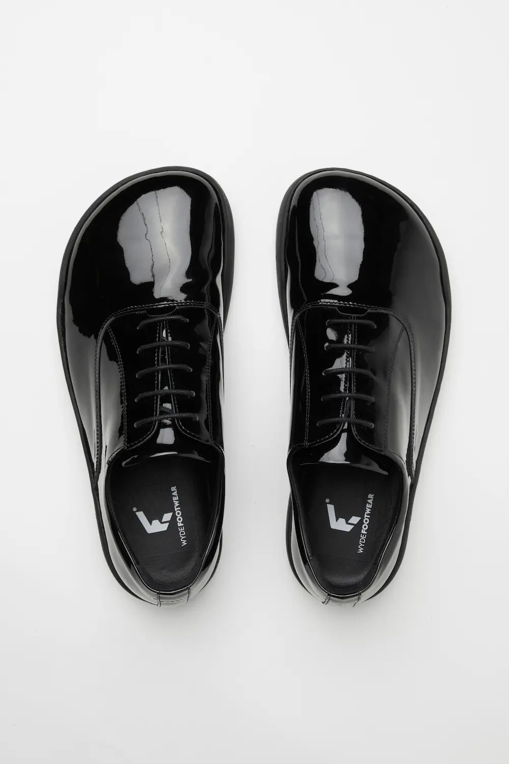 Nova Patent – Black