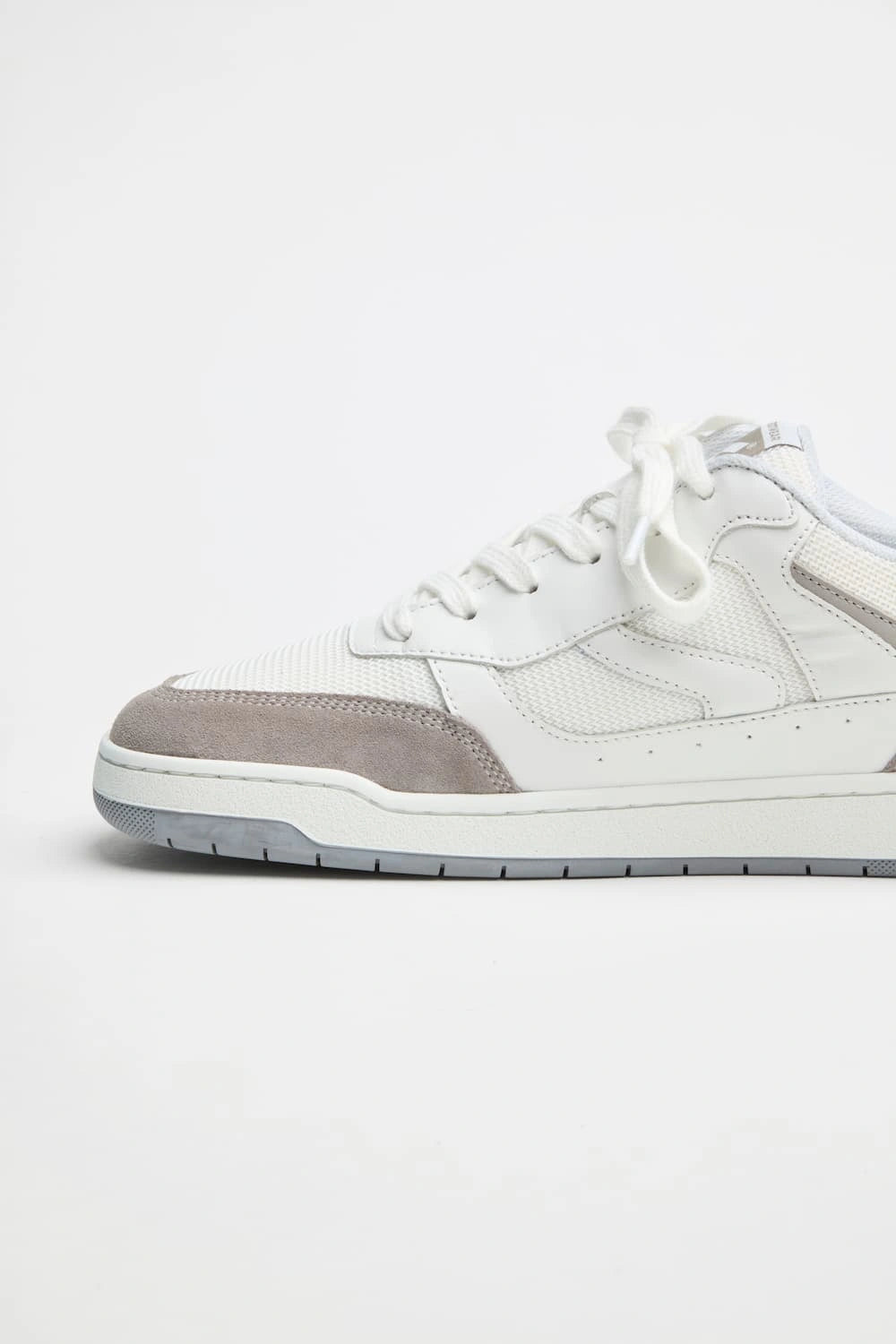 Nova Fly – White/Gray