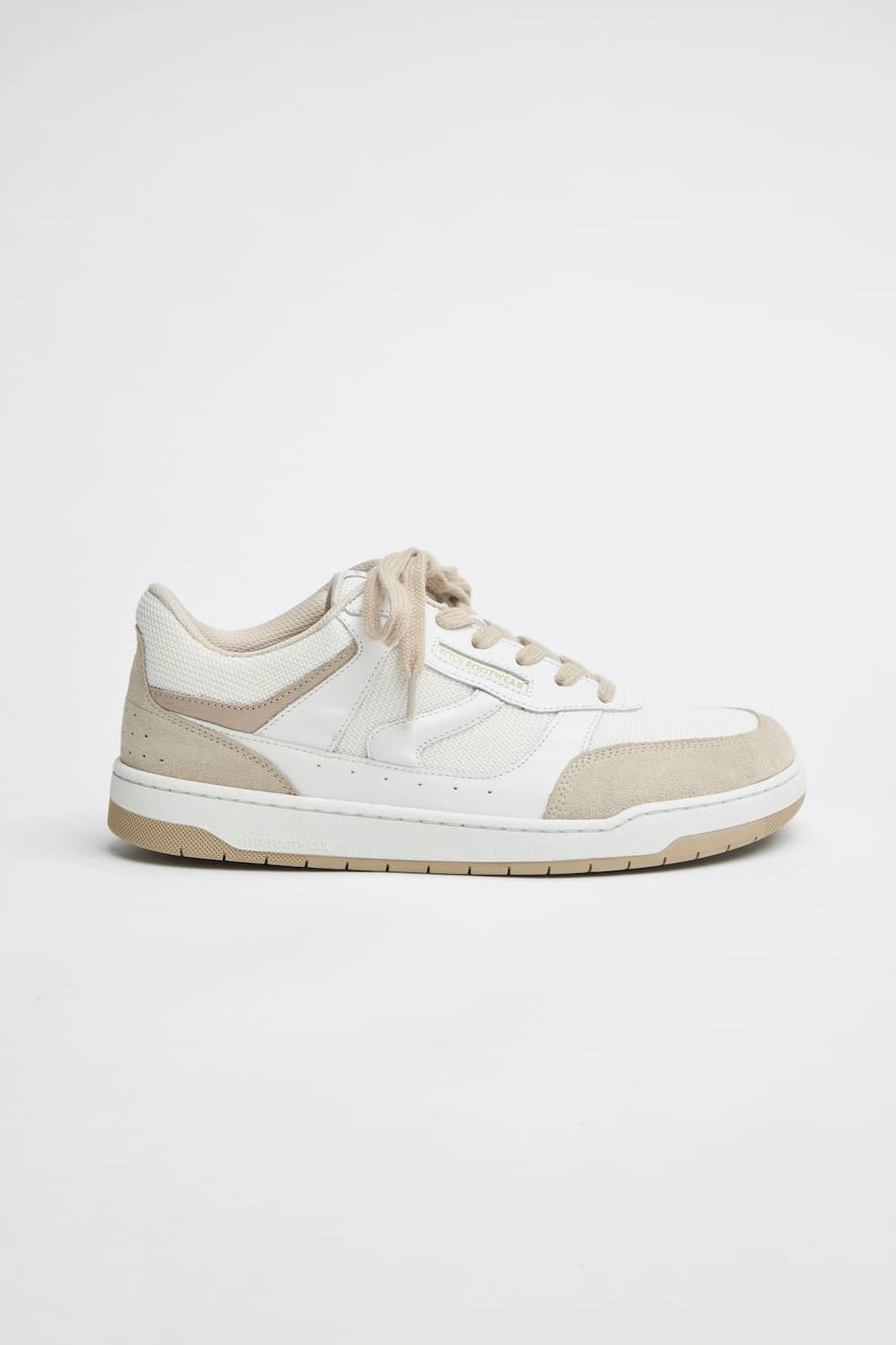 Nova Fly – White/Sand