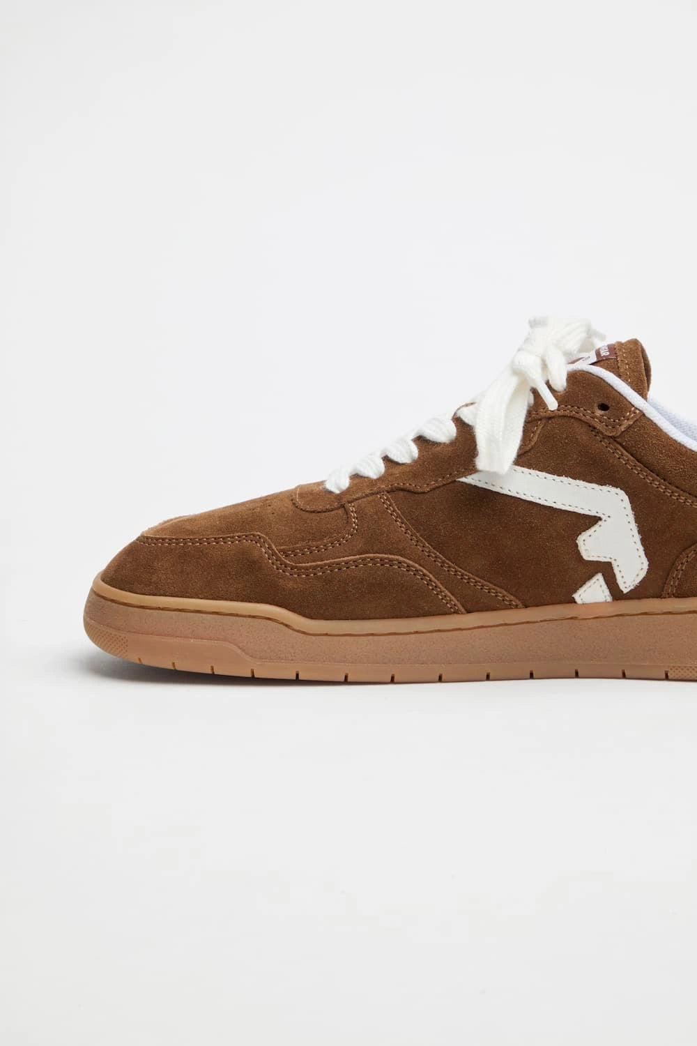 Nova – Brown Suede