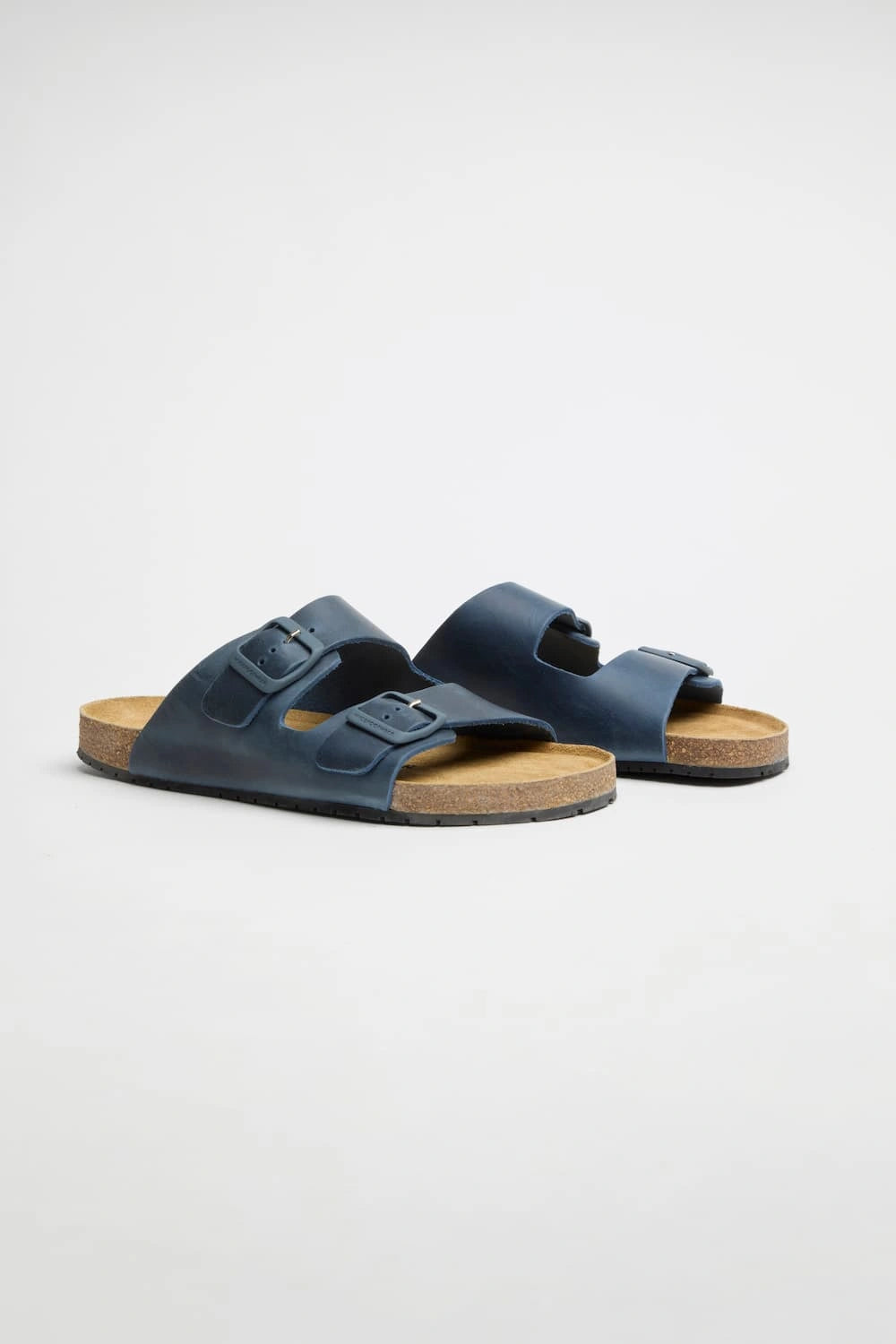 Maia – Blue