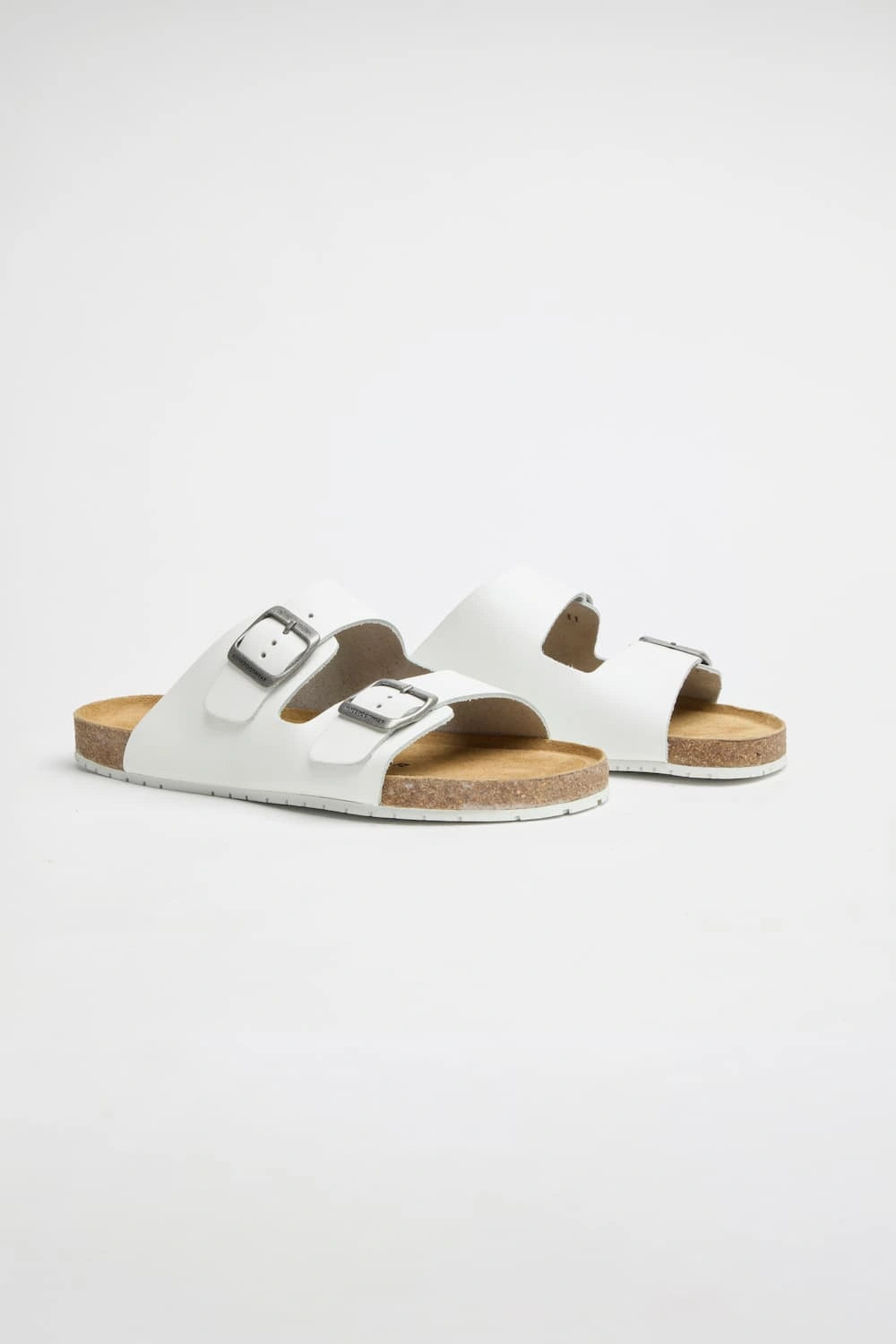 Maia – White